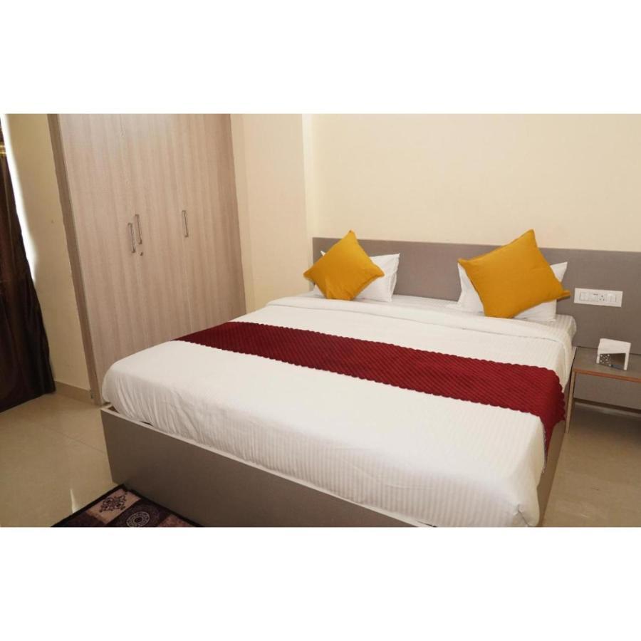 Hotel Meridian Grand Shamshabad Exterior foto